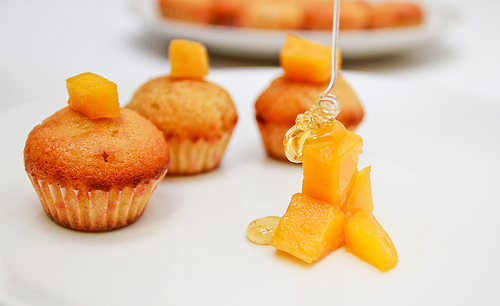 3 Easy Mango Cupcake Ideas